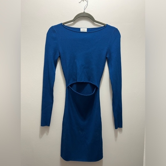Aritzia Wilfred Blue Cut-Out Knit Longsleeve Mini Dress in Blue size Small - Picture 2 of 4